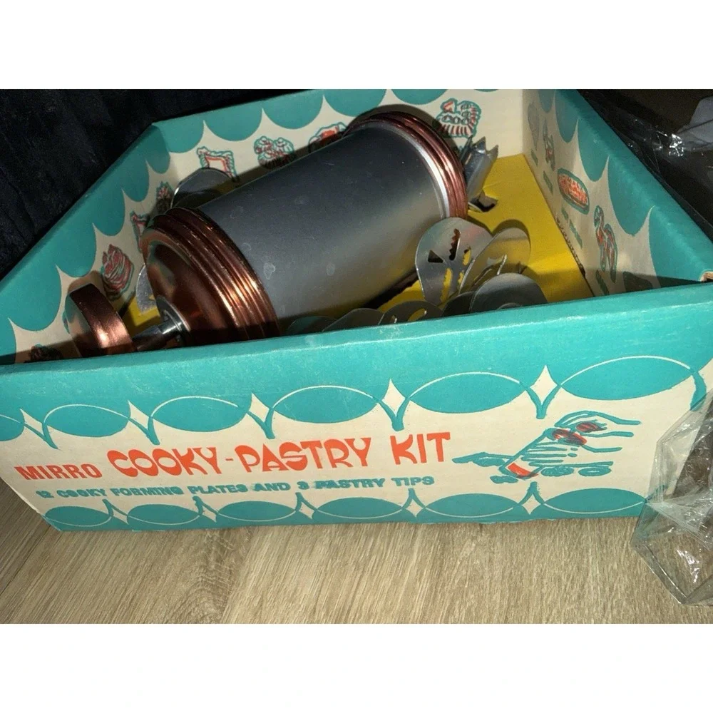 Mirro vintage cookie